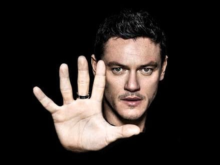 Luke Evans wears the Bulgari ring that raises funds for Save the Children