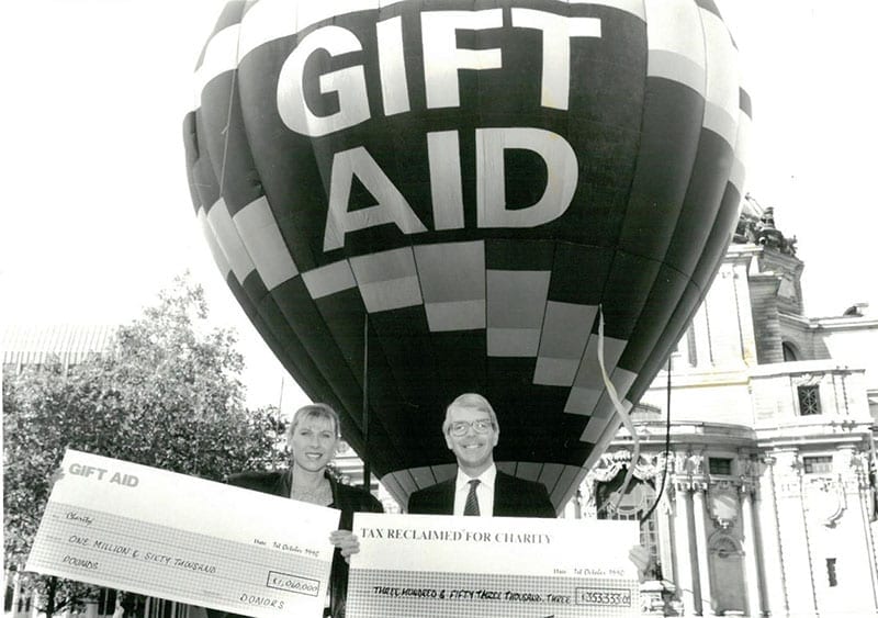 john-major-sharron-davies-gift-aid-6